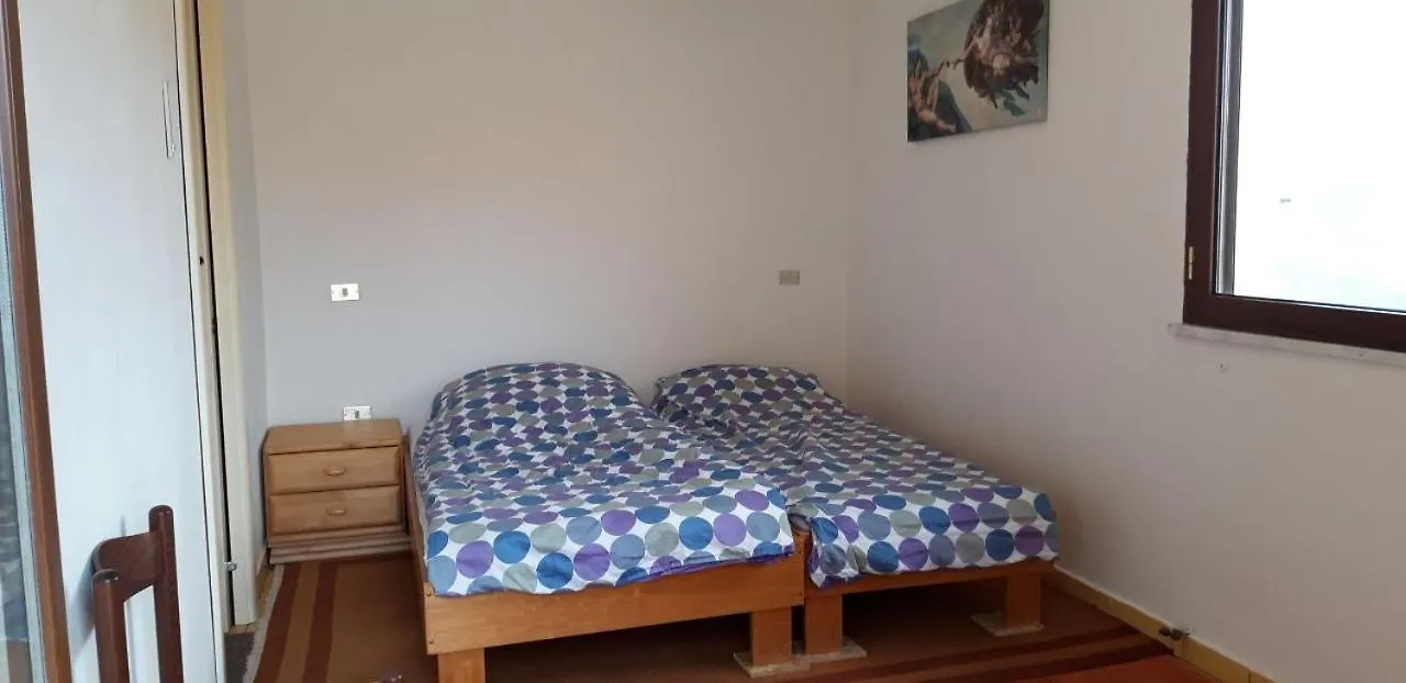 Guenstiges, Ruhiges Haeuschen Appartement Aulla Italië